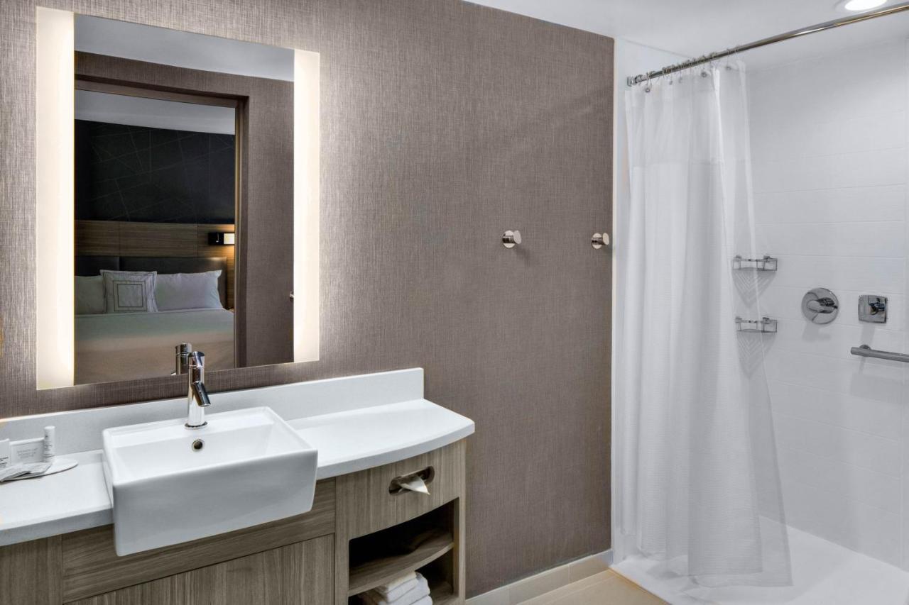 Springhill Suites هيلتون رئيس جزيرة المظهر الخارجي الصورة