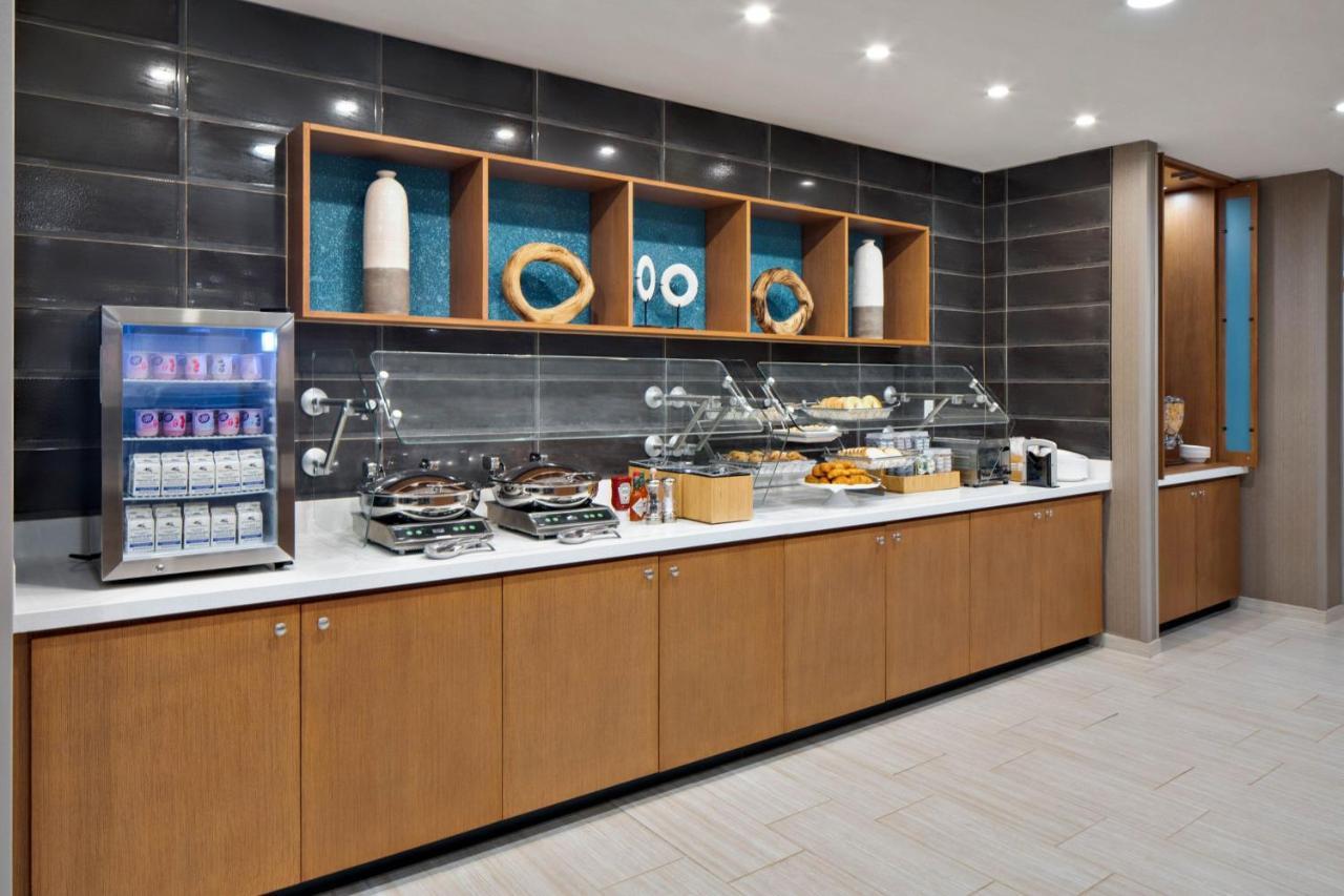 Springhill Suites هيلتون رئيس جزيرة المظهر الخارجي الصورة